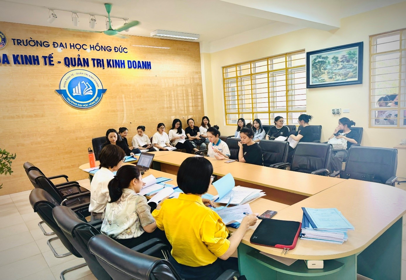 HỘI ĐỒNG THẨM ĐỊNH THUYẾT MINH ĐỀ TÀI NGHIÊN CỨU KHOA HỌC CỦA SINH VIÊN CẤP TRƯỜNG